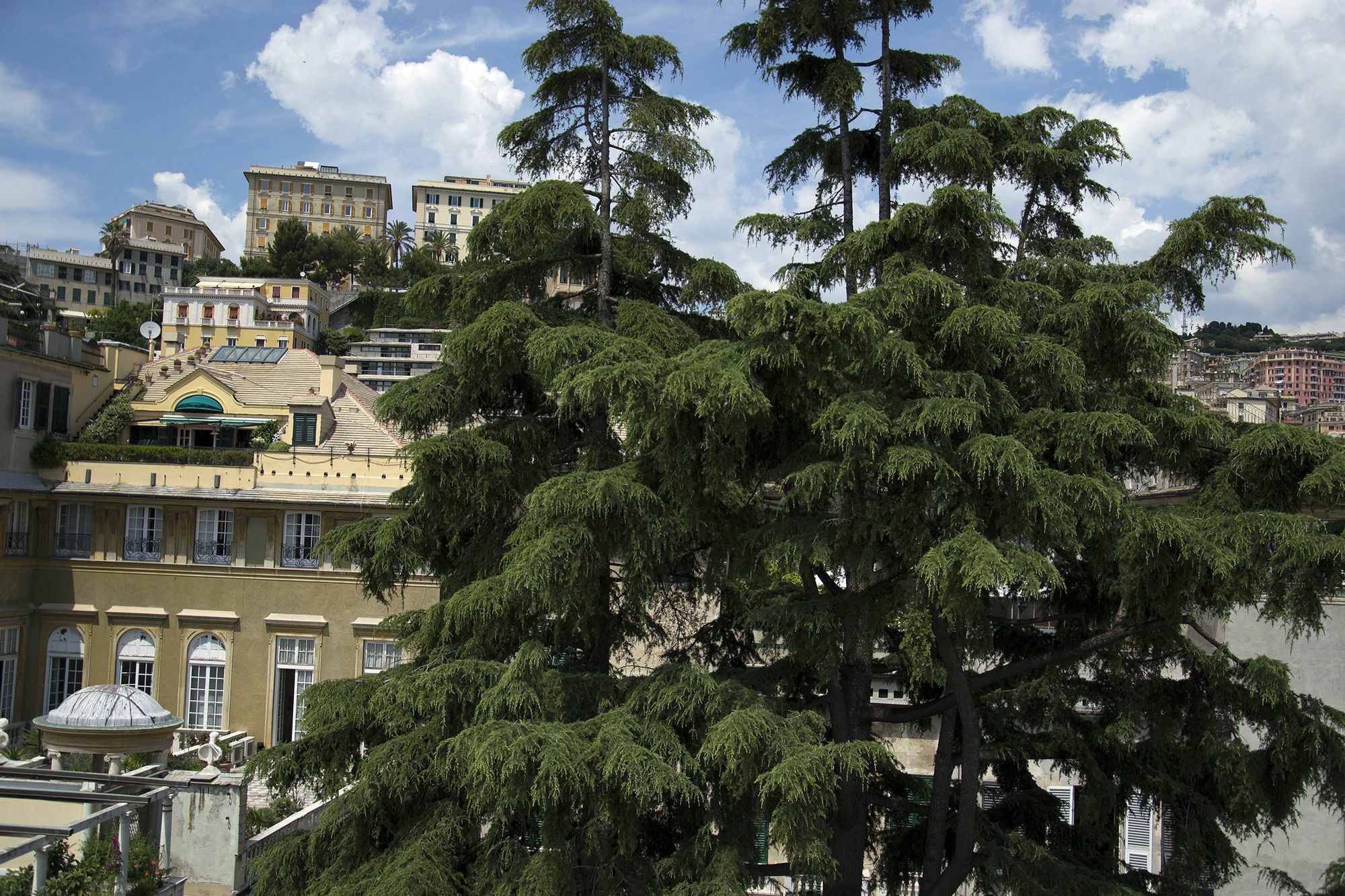 Готель Sky On The Roofs - Il Cielo Sui Tetti Генуя Екстер'єр фото